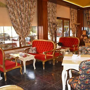 2 Kitarrat Boutique & Hotel